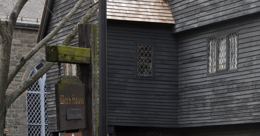 Christian Church Responds to Opening of Satanic Temple HQ in Salem, MA