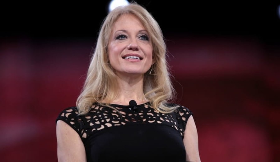 Trump Campaign Manager Kellyanne Conway Takes on Role of Peacemaker