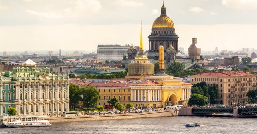 Russia: Possible Terror Attack Kills 10 in St. Petersburg