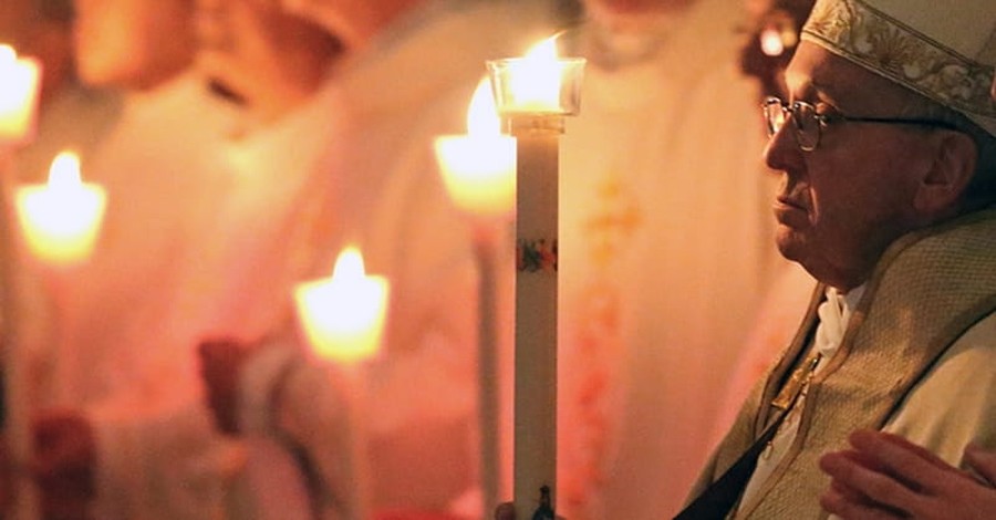 In a New Video, Pope Francis Urges Compassion for Refugees, People on the Margins