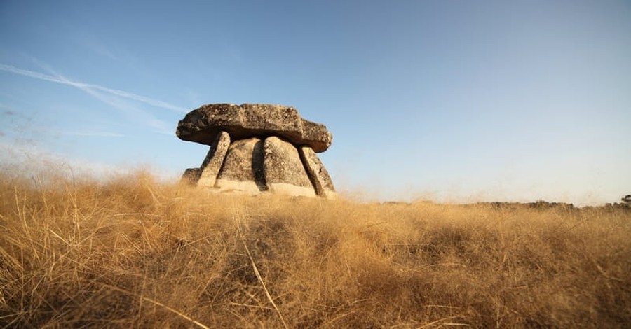 Israel: Archaeologists Discover 4,000-Year-Old Rock Art