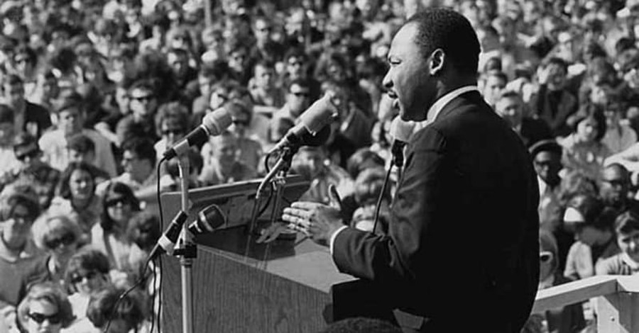 Did You Know Martin Luther King Jr. Prayed at a Billy Graham Crusade?