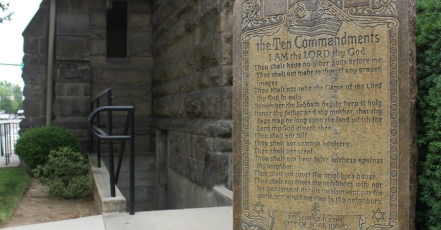 Man Smashes New Ten Commandments Monument