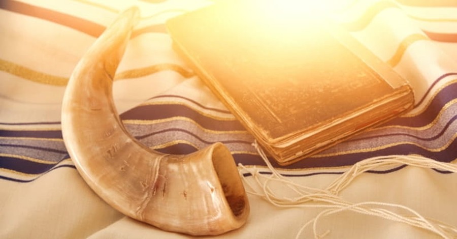 Rosh Hashanah and Yom Kippur: We Have a Forgiving Judge