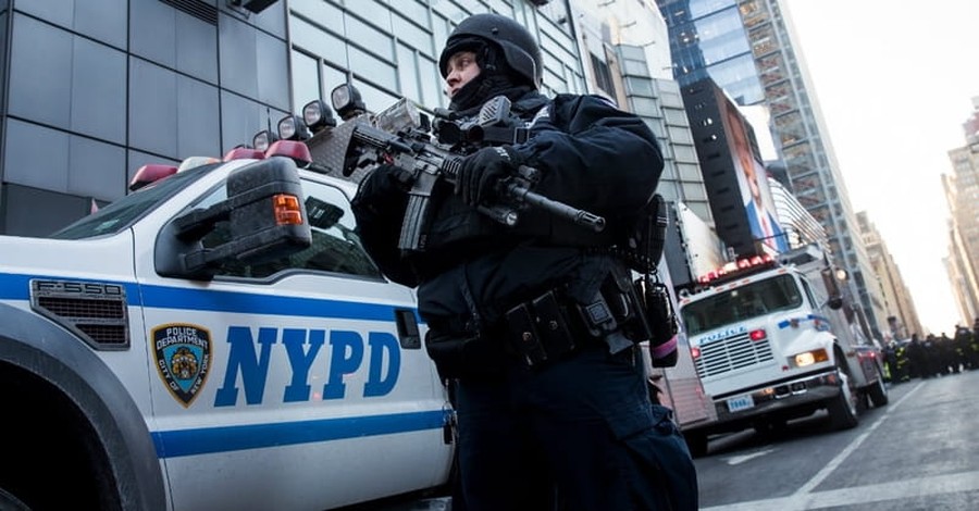 Police Investigate Terrorist Attack in NYC Which Injured 3