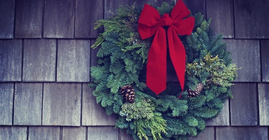 Study: Fewer Christians Concerned about Hearing 'Happy Holidays' Rather Than 'Merry Christmas'