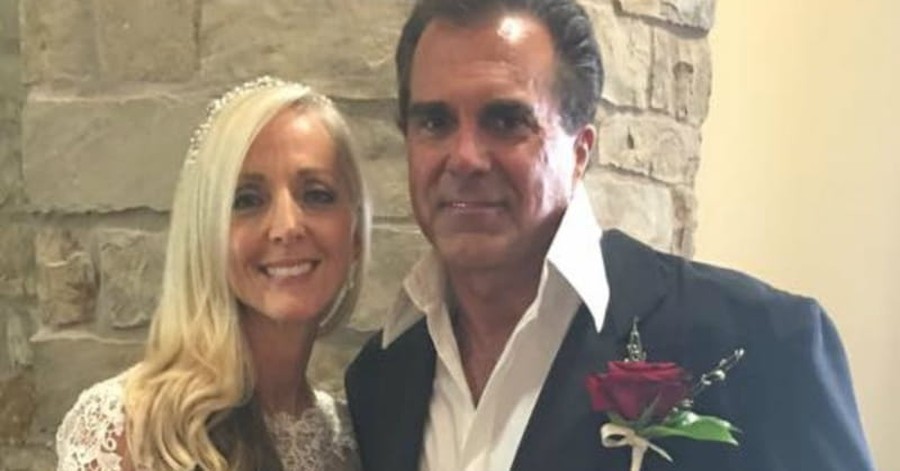 Christian Singer Carman Gets Married in 'Real Miracle Story'