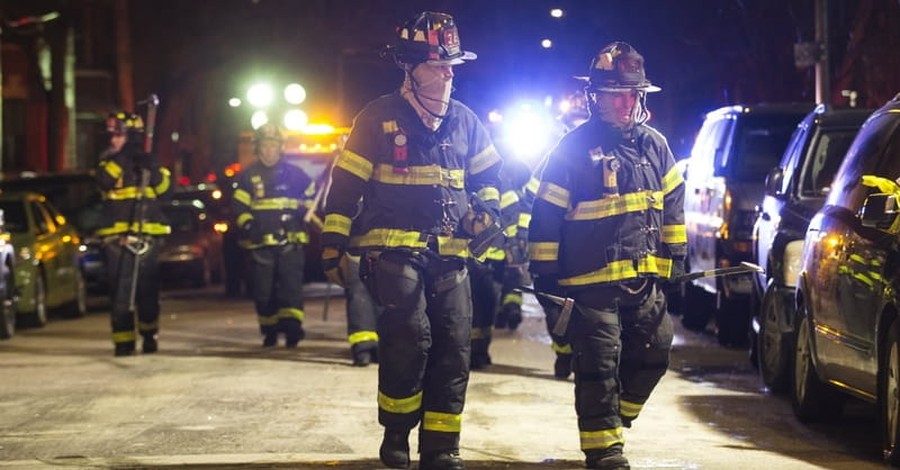 Deputy Says He Saved Little Girl from Burning Building 'By the Grace of God'