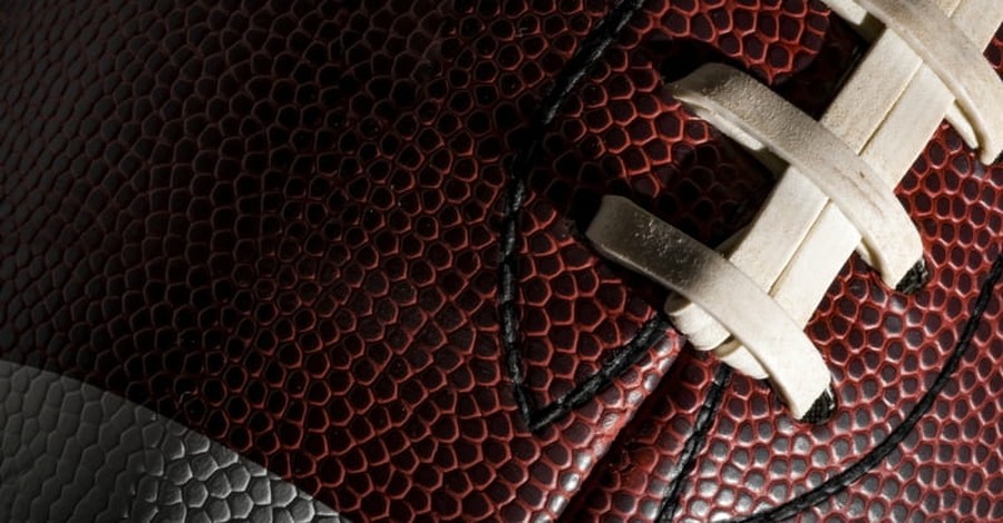 Injured NFL Star: ‘I Want to Thank the Lord’