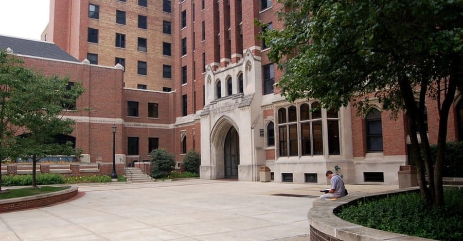 Moody Bible Institute Faces History of Racial Tension and Attempts to Move Forward