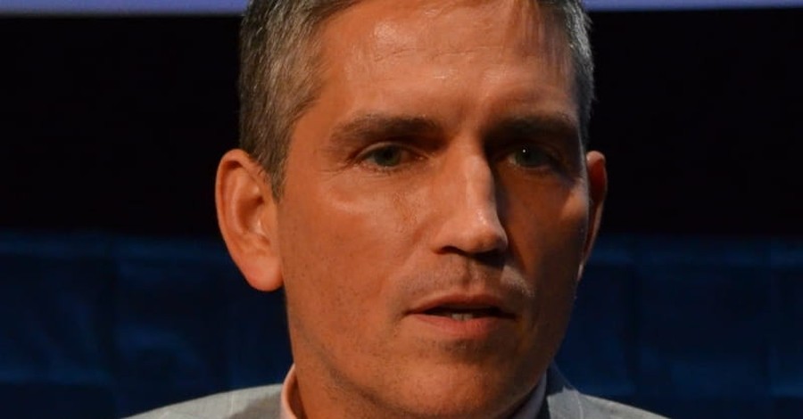 Christian Actor Jim Caviezel Speaks to Liberty University Students: 'You're Here for a Reason'