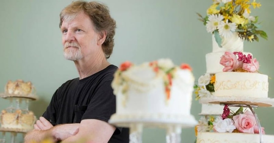 Supreme Court Sides with Christian Baker in Gay Marriage Wedding Cake Case