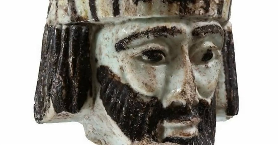 Archaeology: 3,000-Year-Old Sculpture Depicts a Biblical King, but Which One?