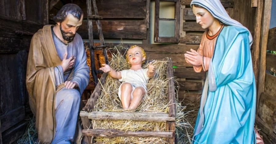 Church Puts Mary, Joseph and Jesus in Cage to Protest Trump Immigration Policy