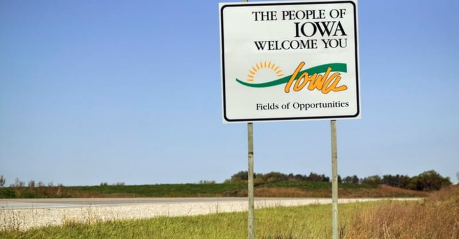 Samaritan's Purse Responds to Iowa Tornado Devastation