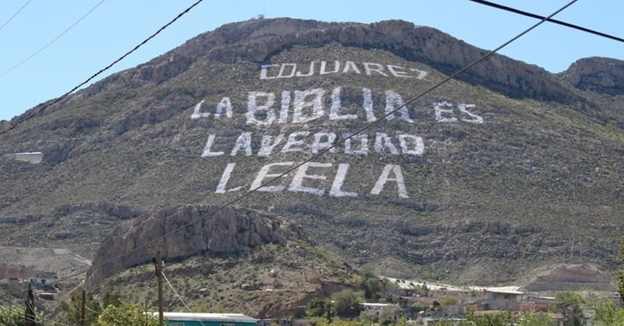 This Bible Sign Could Break 4 Guinness World Records