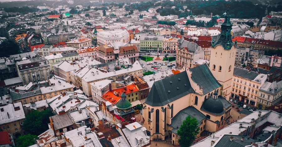 Russian Rebels in Ukraine Shut Down Churches