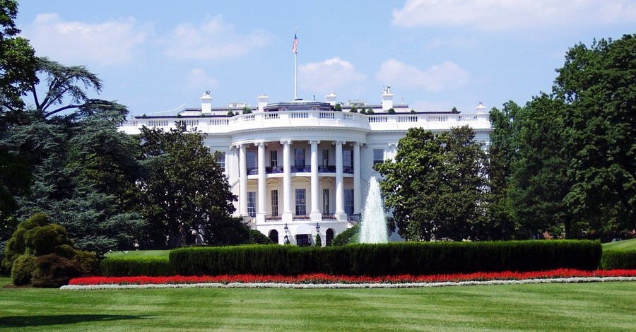 Christian Artists and Worship Leaders Praise Jesus at the White House
