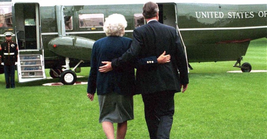 Former President George H.W. Bush Dies at 94