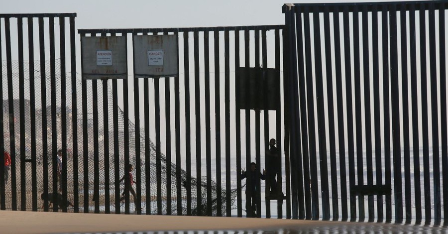 U.S. Air Force Veteran Raises More than $20 Million to Build the Border Wall