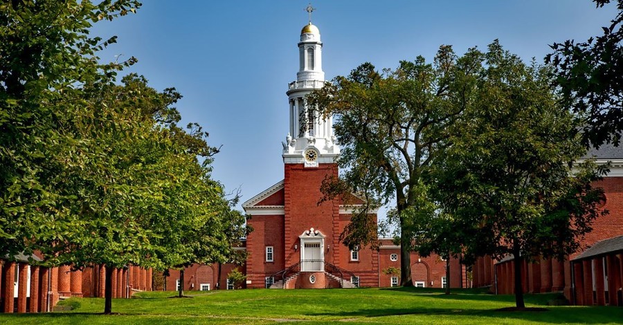 Yale Law School Pulls Fellowship Funding for Students Working at Christian Organizations