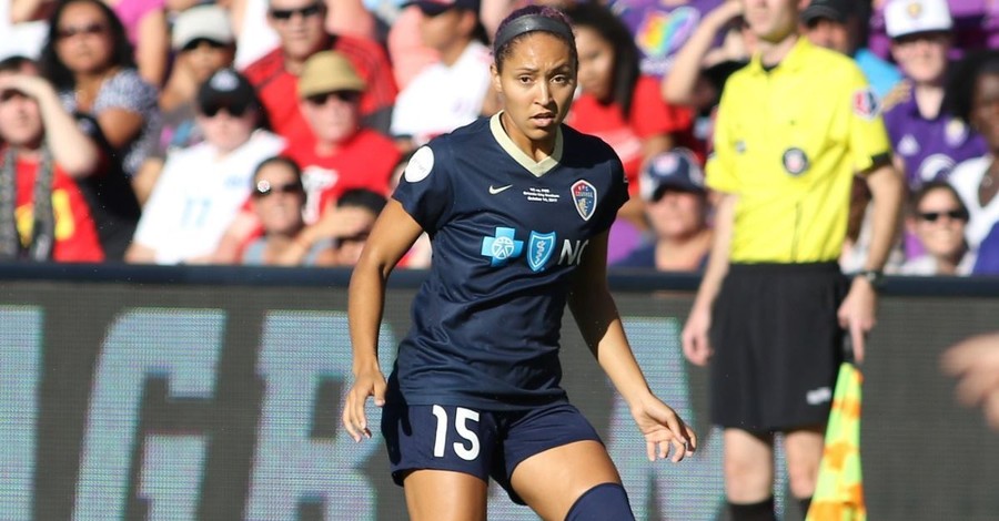Did Jaelene Hinkle's Christian Beliefs Prevent USA’s Best Left Back from Playing in the World Cup?