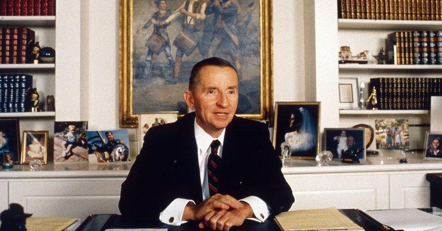 Ross Perot, Former Presidential Candidate and Renowned Patriot, Dies at 89