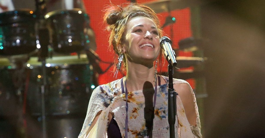 Lauren Daigle's <em>Look Up Child</em> Tops the Billboard Charts for 39 Weeks, Setting New Record