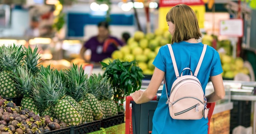 Christian Mom's Boycott Whole Foods for Sponsoring Atlanta Drag Queen Story Hour