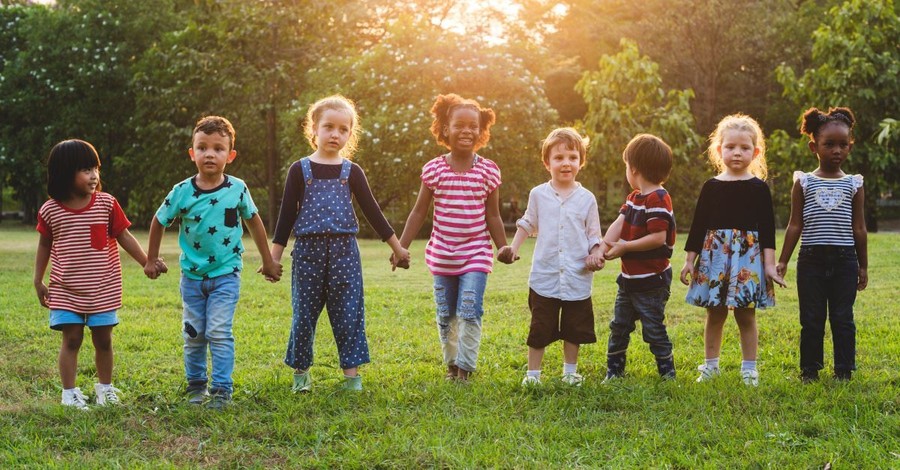 Second-Grade Student Helps Classmate with Autism, Photo Goes Viral: Defending Biblical Morality with Compassion