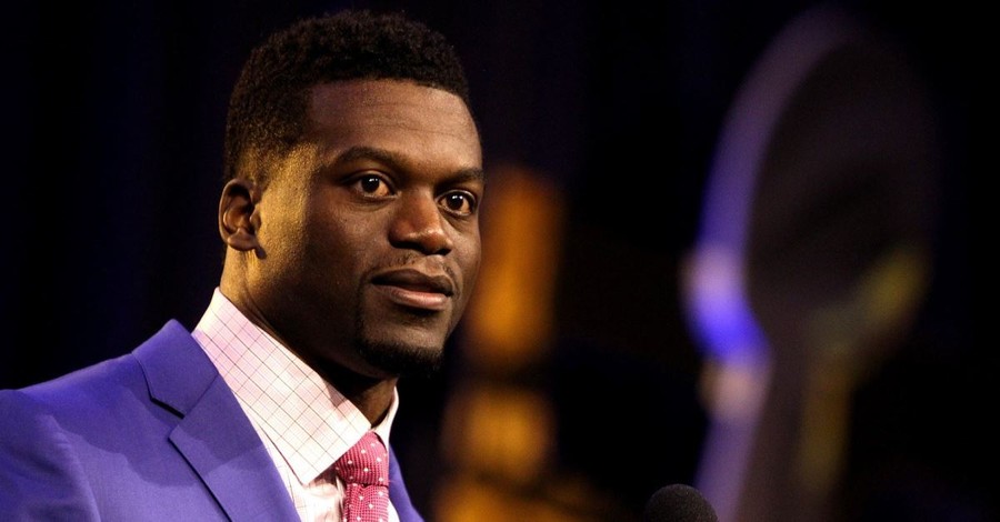 NFL's Benjamin Watson Shares How He Uses His Career to Bring Glory to God: 'We Do Exist for His Glory'