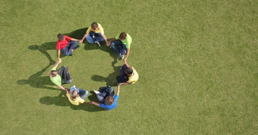 At Least 250,000 Students Gather to Pray on Athletic Fields across the Nation