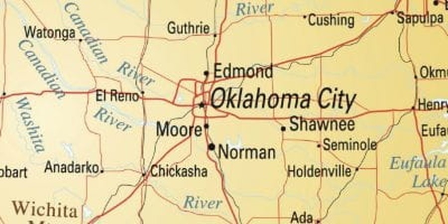 Massive Tornado Flattens Moore, Oklahoma, Kills Dozens
