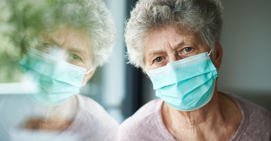 The Loneliness Pandemic: The Elderly in Icus Battle Coronavirus and Solitude
