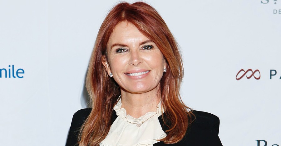 Roma Downey's <em>On a Wing and a Prayer</em>&nbsp;Tells True-Life 'Miraculous' Airplane Story