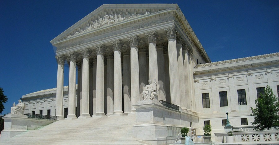 18 States Ask Supreme Court to Uphold 15-Week Abortion Ban, Say Modern Science 'Undermines' Roe