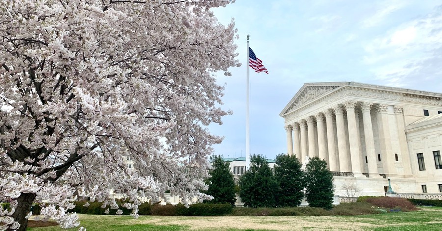 U.S. Supreme Court Blocks 'Abortion by Mail,' as Amy Coney Barrett Sides with 6-3 Majority