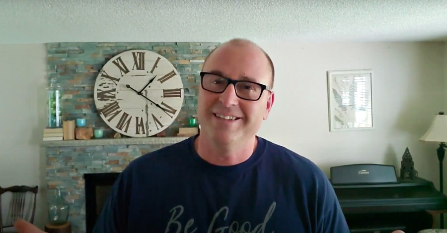 YouTube Dad Adopts the Internet: How-To Videos and Loving the Fatherless