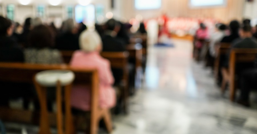 Most Evangelicals Are Pleased with Their Church, Study Shows