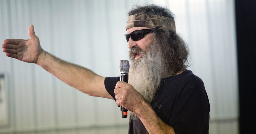 Duck Dynasty Star Phil Robertson Is Baptizing Fans Of His Podcast They Just Keep Coming Michael Foust