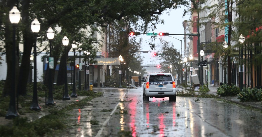 Hurricane Sally Leaves Nearly 500,000 without Power