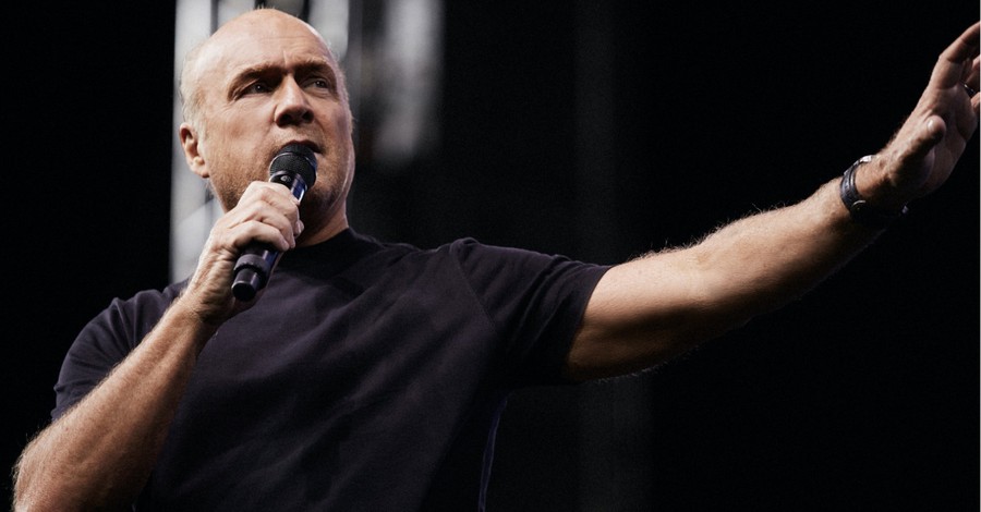 Greg Laurie, Laurie tests positive for COVID-19