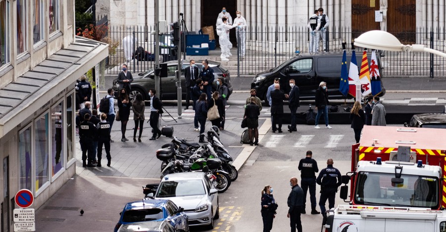 3 Killed in Terror Attack at Notre Dome Basilica