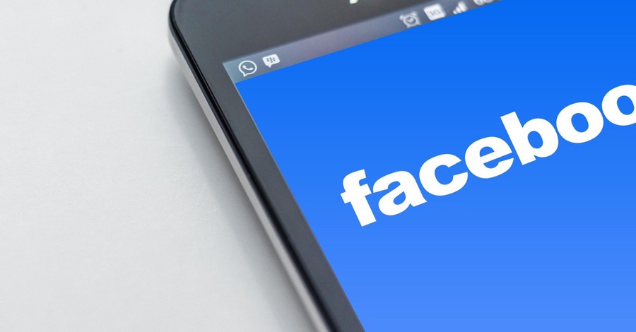 Facebook Introduces 'I Prayed' Button for Faith Community