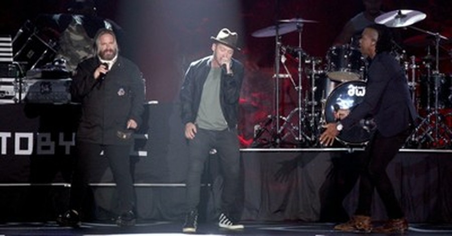 DC Talk, DC Talk celebrates the 25th anniversary of their album "Jesus Freak"
