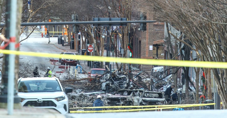 Nashville Police Officer Says God Told Him to Walk Away from RV Moments before it Exploded