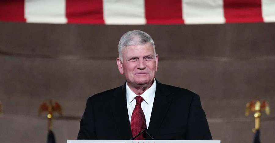 Evangelist Franklin Graham Delivers a Special Easter Message from Ukraine