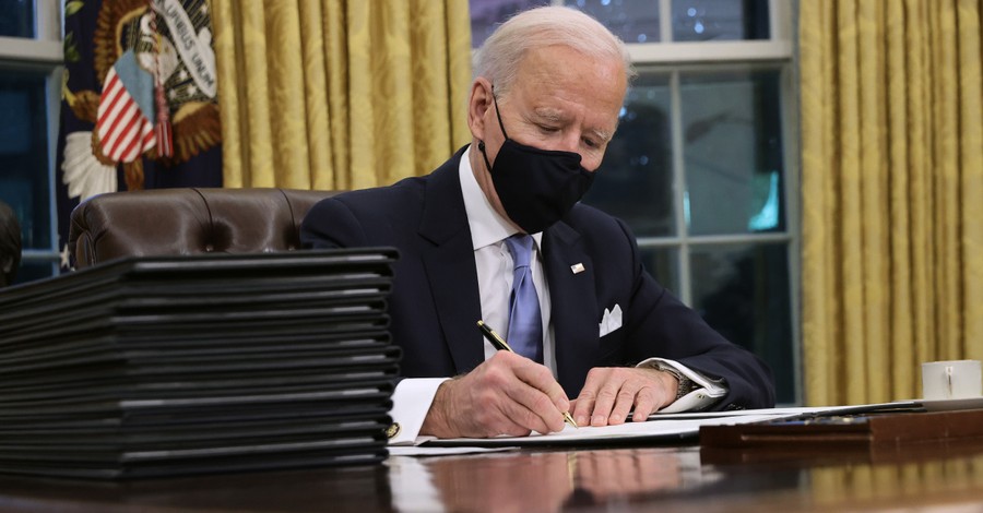 President Biden Signs Series of Executive Orders on First Day in Office