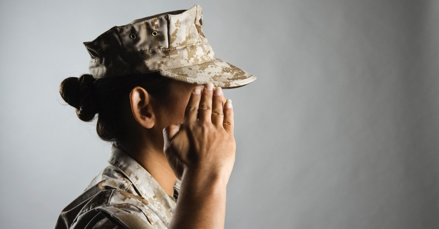 Pentagon Issues New Policies Allowing Transgender People to Openly Serve in the Military