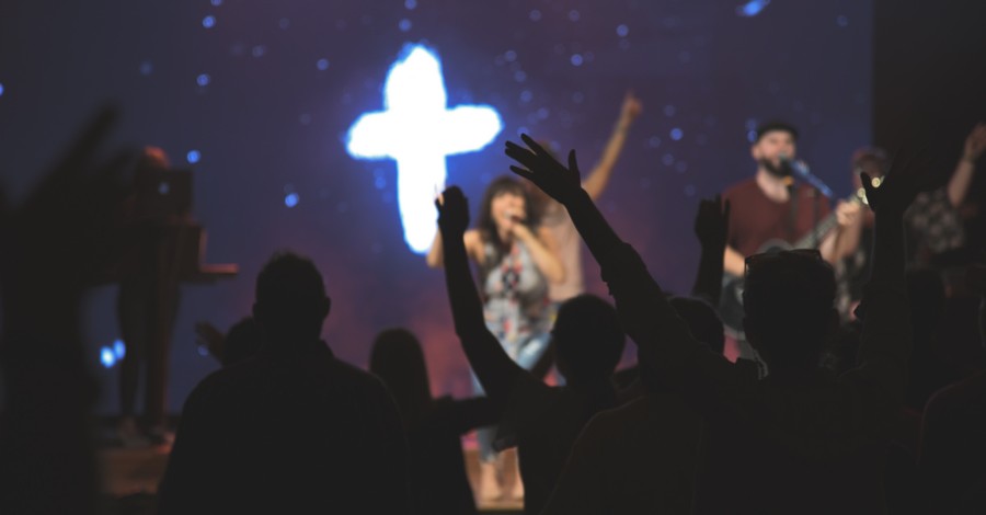 Worship Leader and Artist Shares Her Concern about Popular Christian Music